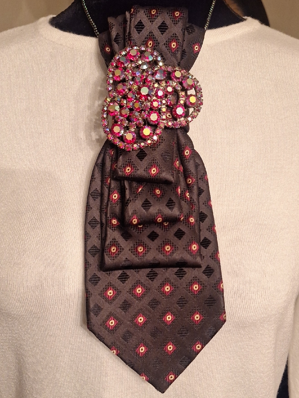 Jos.A.Bank necktie necklace with rhinestone brooch